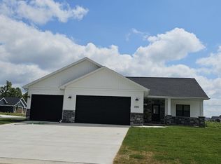 2225 Softwind Rd, Neenah, WI 54956