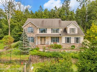302 Eastshore Dr, East Stroudsburg, PA