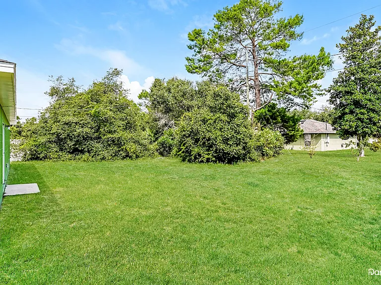 2980 N Huron Dr — Photo 14