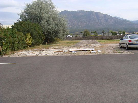 2nd image of 401 S Park St