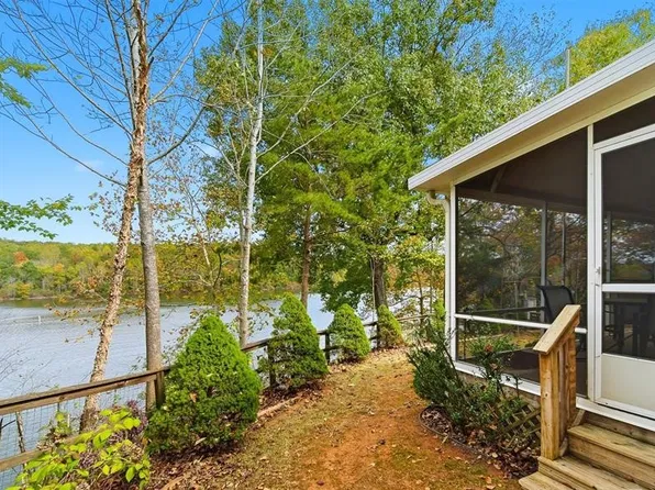 4247 Laurel Hill Rd, Claremont, NC 28610