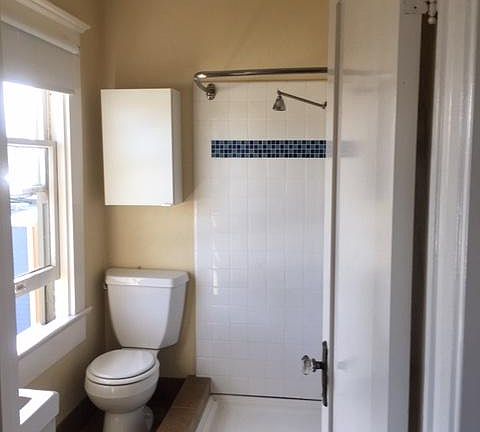 4th image of 2034 30th St