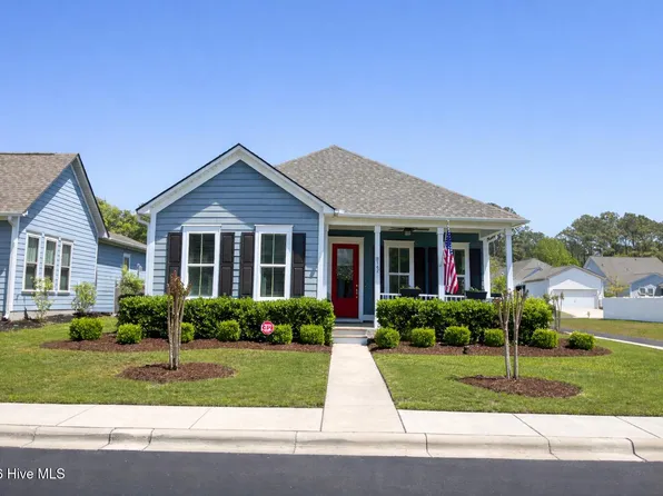 9142 Village Lake Drive SW, Calabash, NC 28467