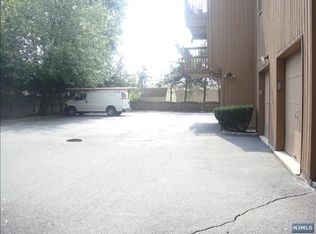 555 Riverside Ave APT 1, Rutherford, NJ 07070