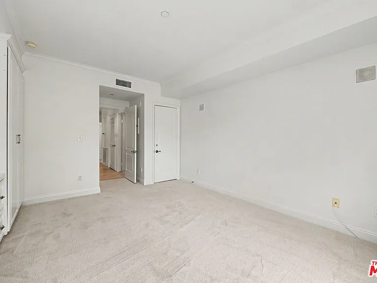 1830 Pelham Ave #101 — Photo 23
