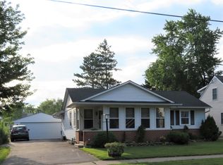 1008 N 14th St, Dekalb, IL 60115