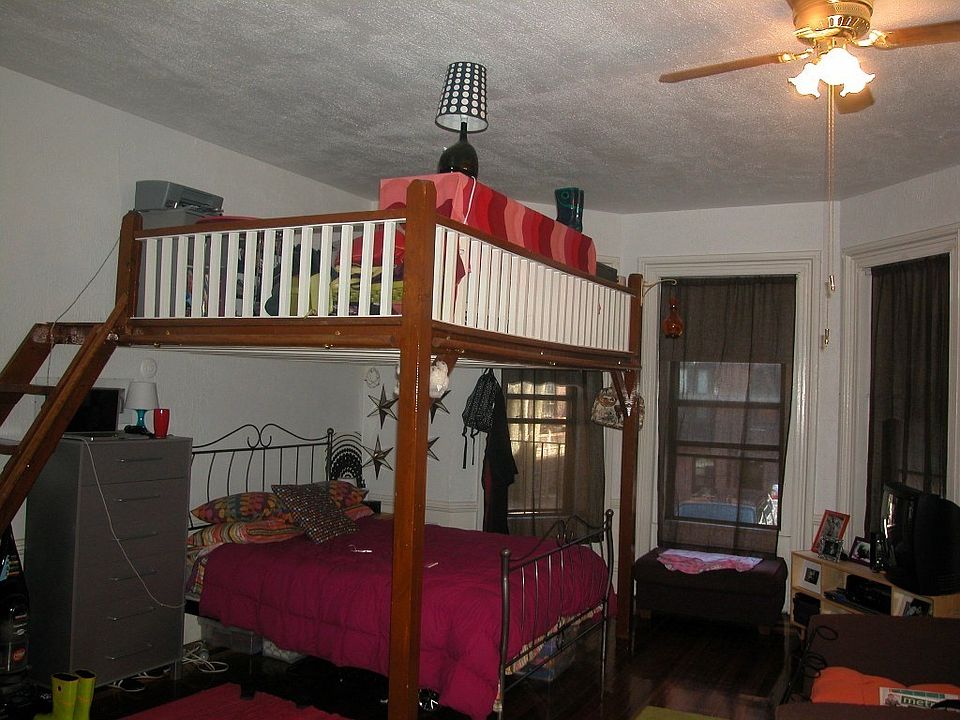 2nd image of 393 Beacon St #3