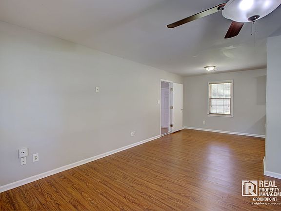 4th image of 125 Tiffany Ln