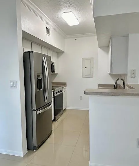 11600 SW 2nd St #18304 — Photo 12
