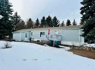 6405 54th St #12, Ponoka, AB T4J1L9