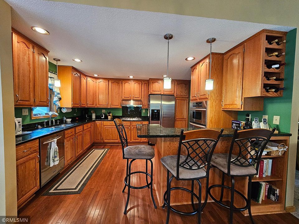 1st image of 2058 Parkway Dr