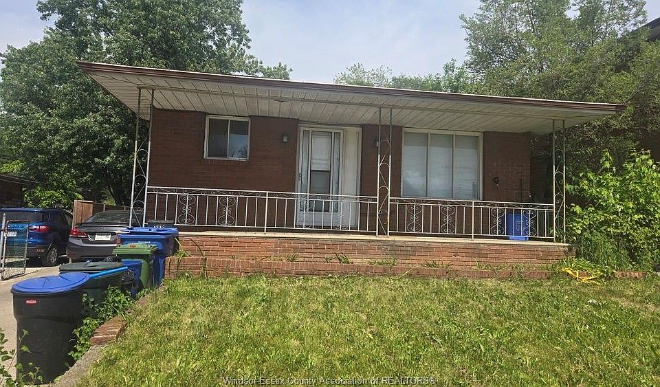 1st image of 1018 California Ave