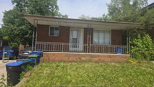 1018 California Ave #MAIN Photo 1