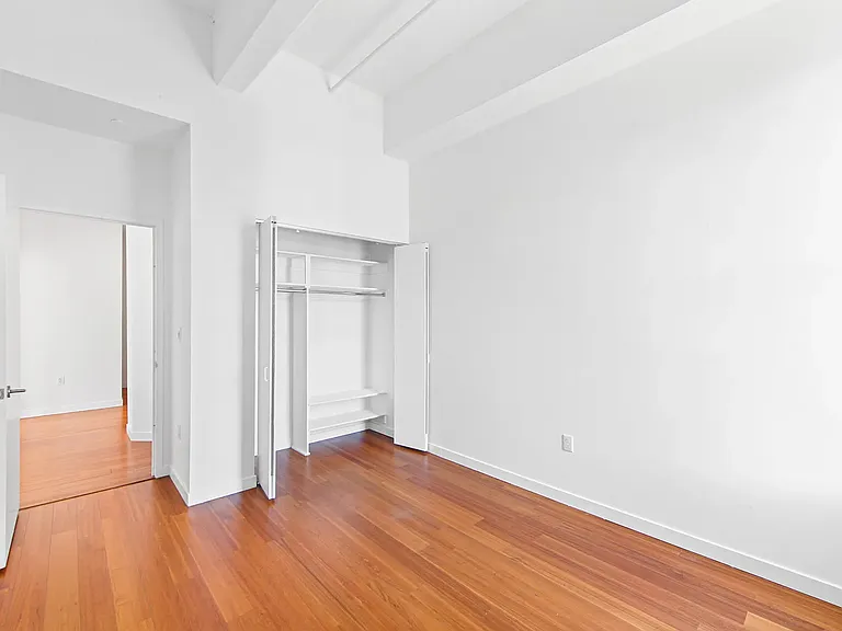 184 Kent Ave #D417 — Photo 8