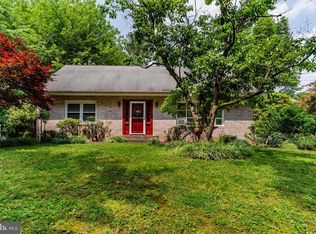 2831 Fishing Creek Valley Rd, Harrisburg, PA 17112