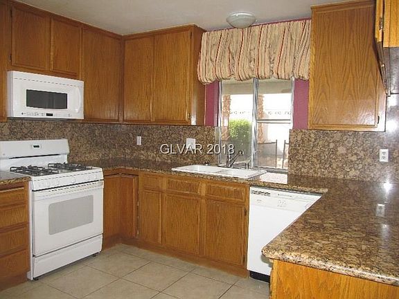 4th image of 5588 Caladonia Ave