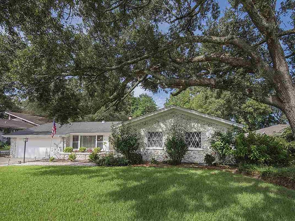 1st image of 8739 Meadowbrook Dr