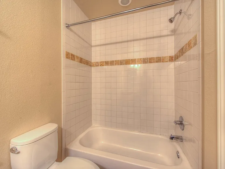 4805 Evans Avenue — Photo 19