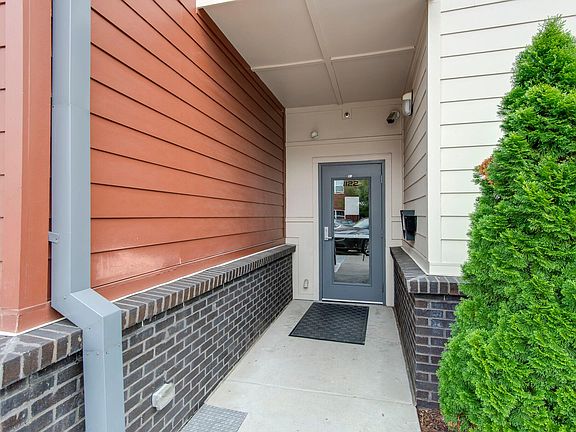 2nd image of 1122 Litton Ave APT 315