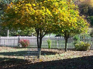 6311 Chestnut St, Zionsville, PA 18092
