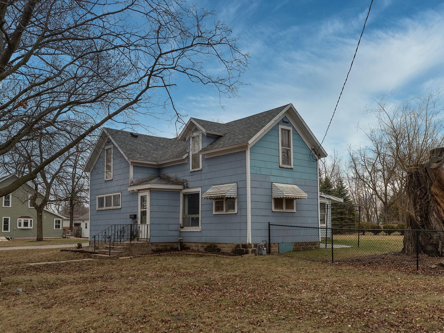 18 4th Ave NE, Dodge Center, MN 55927 Zillow