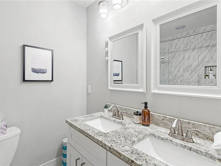 1026 Deckner Ave SW — Photo 15