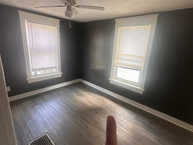 115 Wheeling Ave — Photo 3