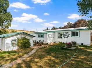 11 W Slavin Rd, Yakima, WA 98903