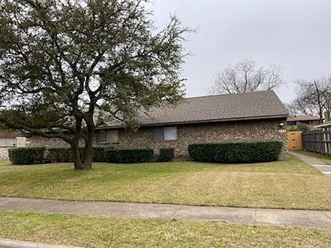 1st image of 408 Towne House Ln