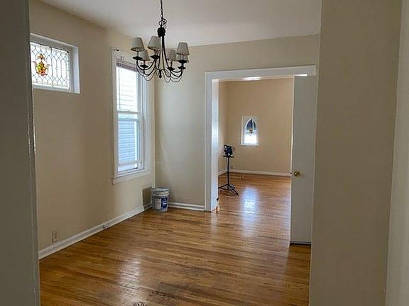 2nd image of 47 Highland Ave