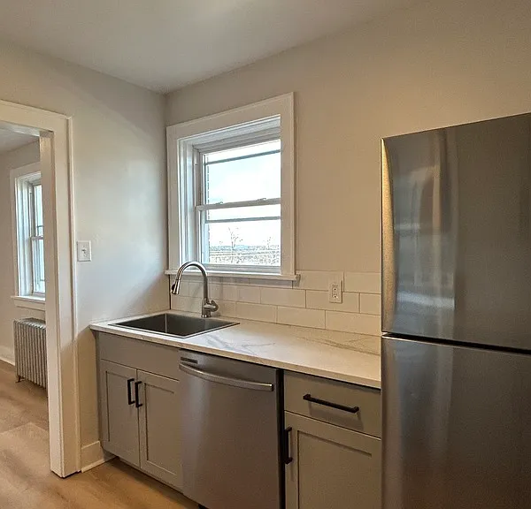 2903 Voelkel Ave #7 — Photo 5