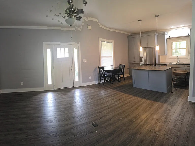 12095 Elrod McElroy Rd — Photo 11