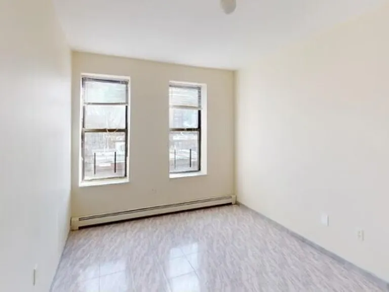 182 Bay 22nd St #4A — Photo 5