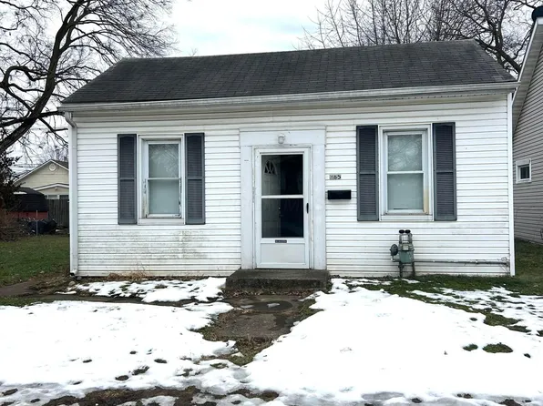 365 E Mound St, Circleville, OH 43113