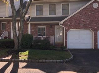 675 Raritan Rd APT 16, Clark, NJ 07066