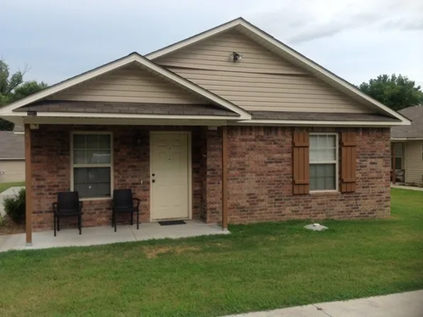 3312 N 54th St, Fort Smith, AR 72904