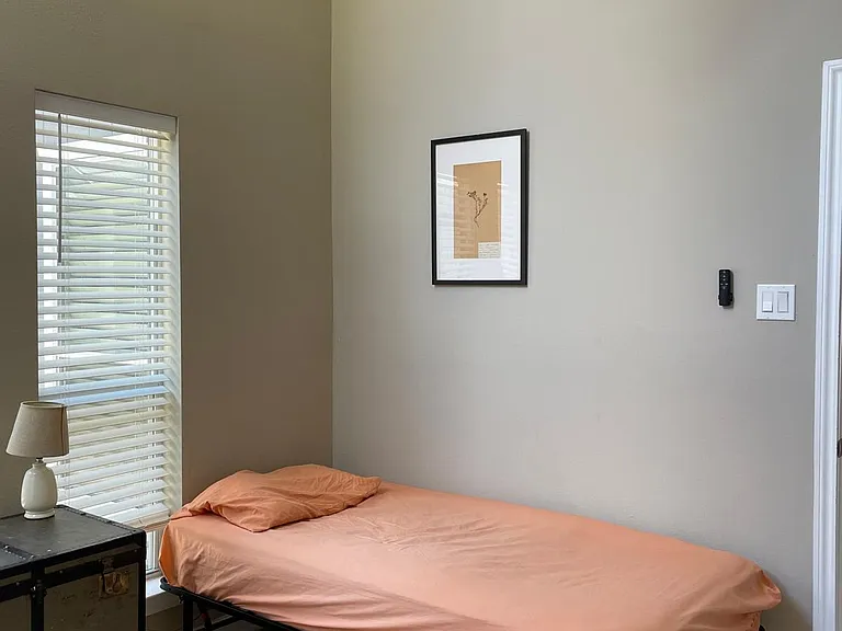 15623 Sandy Hill Dr — Photo 21