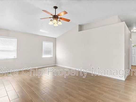 5th image of 5456 Andrea St