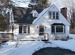 5B Chase Hill Rd, Kent, CT 06757