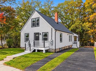 197 Oakland Ave, Methuen, MA 01844