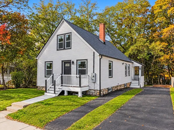 197 Oakland Ave, Methuen, MA 01844