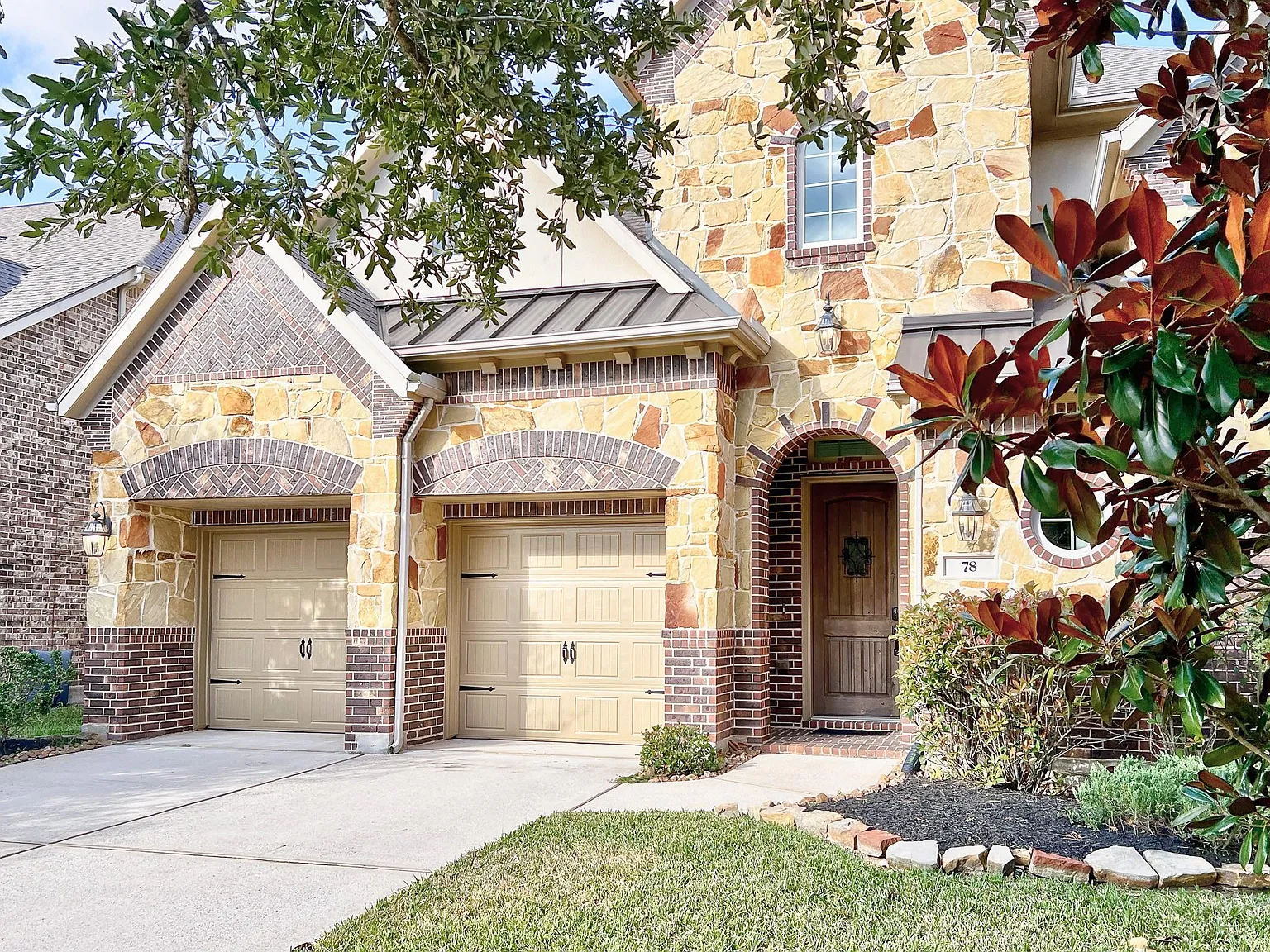 4 bed, 3.5 bath, 3405 sqft, $6,500 — Photo 1