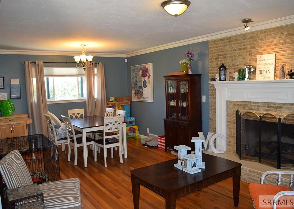 210 Tendoy Dr, Idaho Falls, ID 83401 Zillow