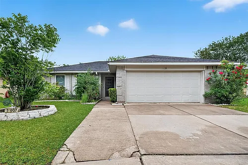 13907 Old Village Ln Photo 1