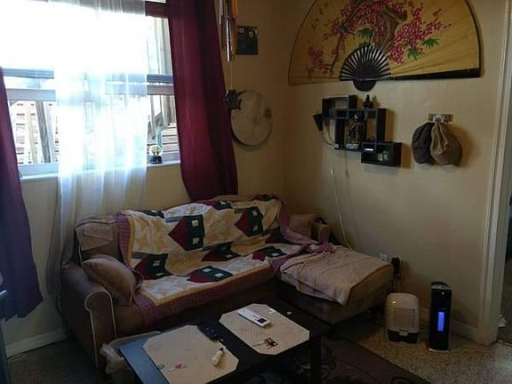 5th image of 805 Waddell Ave