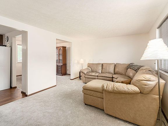3rd image of 1252 Hanson St