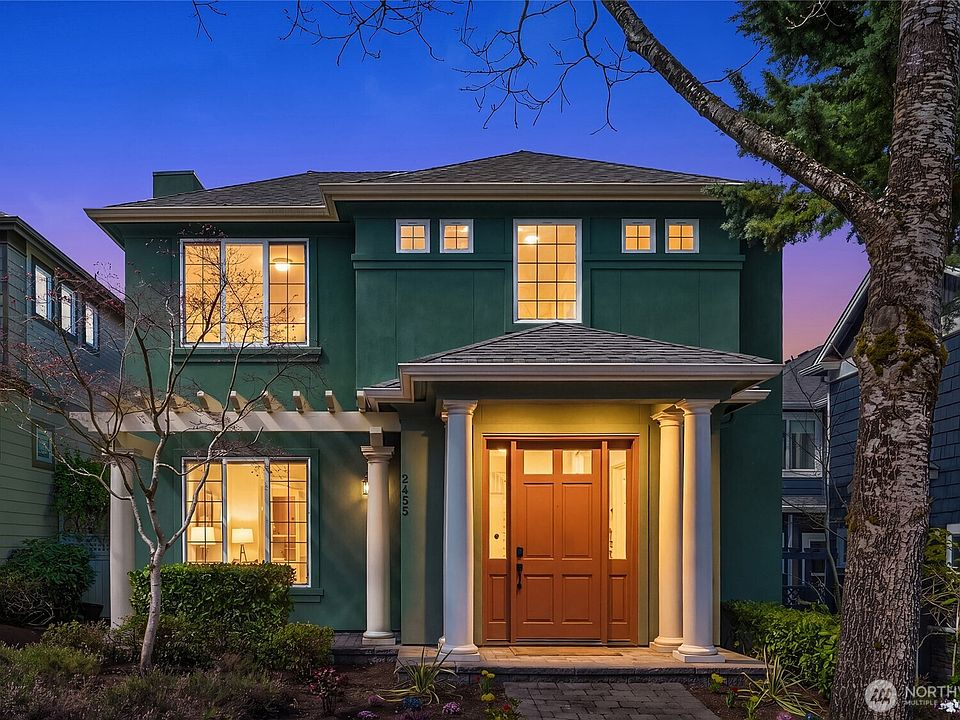 1st image of 2455 30th Avenue NE
