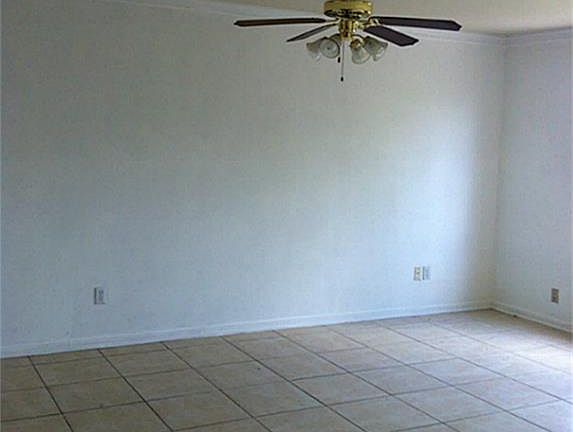 3rd image of 4479 South St