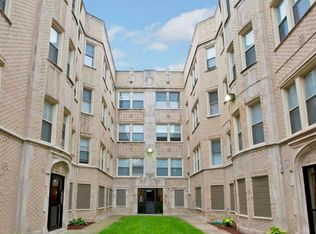 7700 S Kingston, Chicago, IL 60649