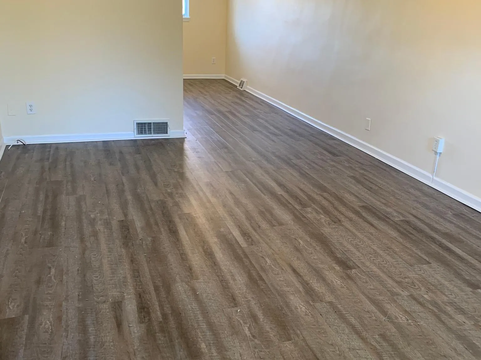 3 bed, 1088 sqft, $2,000 — Photo 3